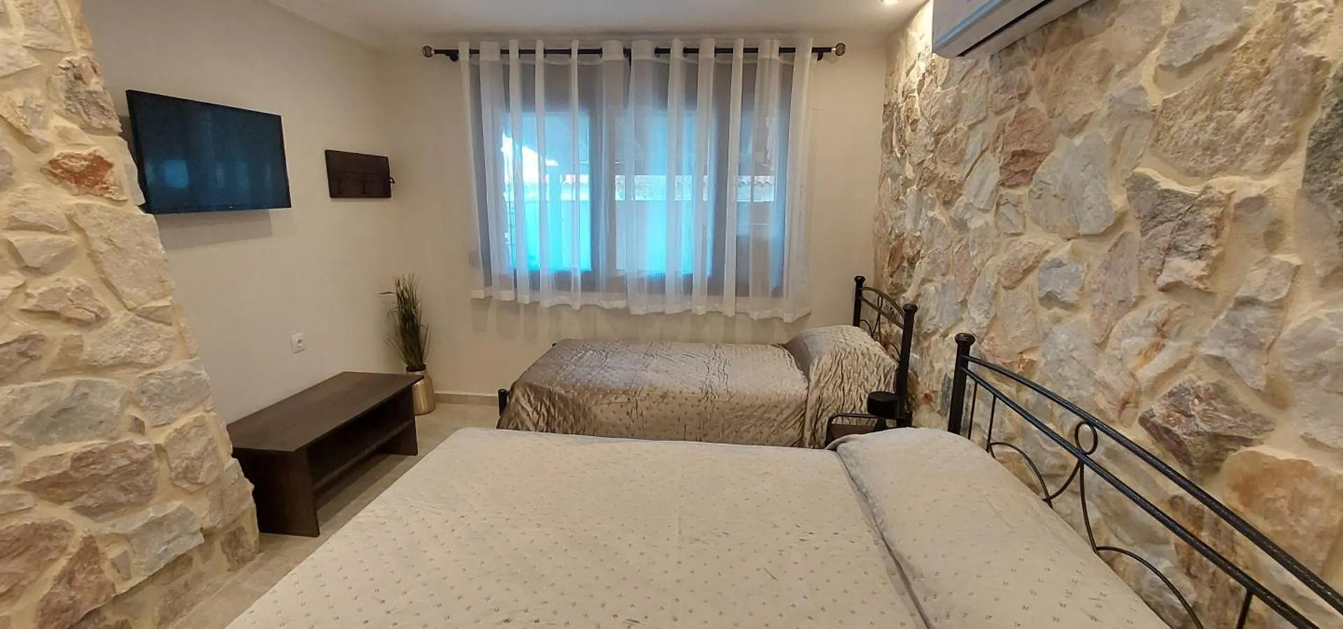Dimitris Villas -Villa 5 奥马斯帕纳吉亚斯